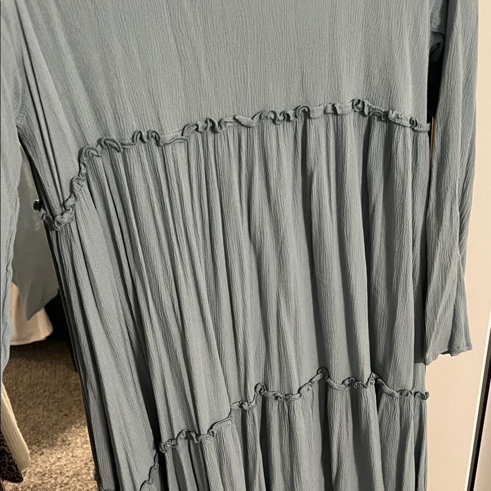 Elegant Blue Maxi Dress - Picture 3 of 3